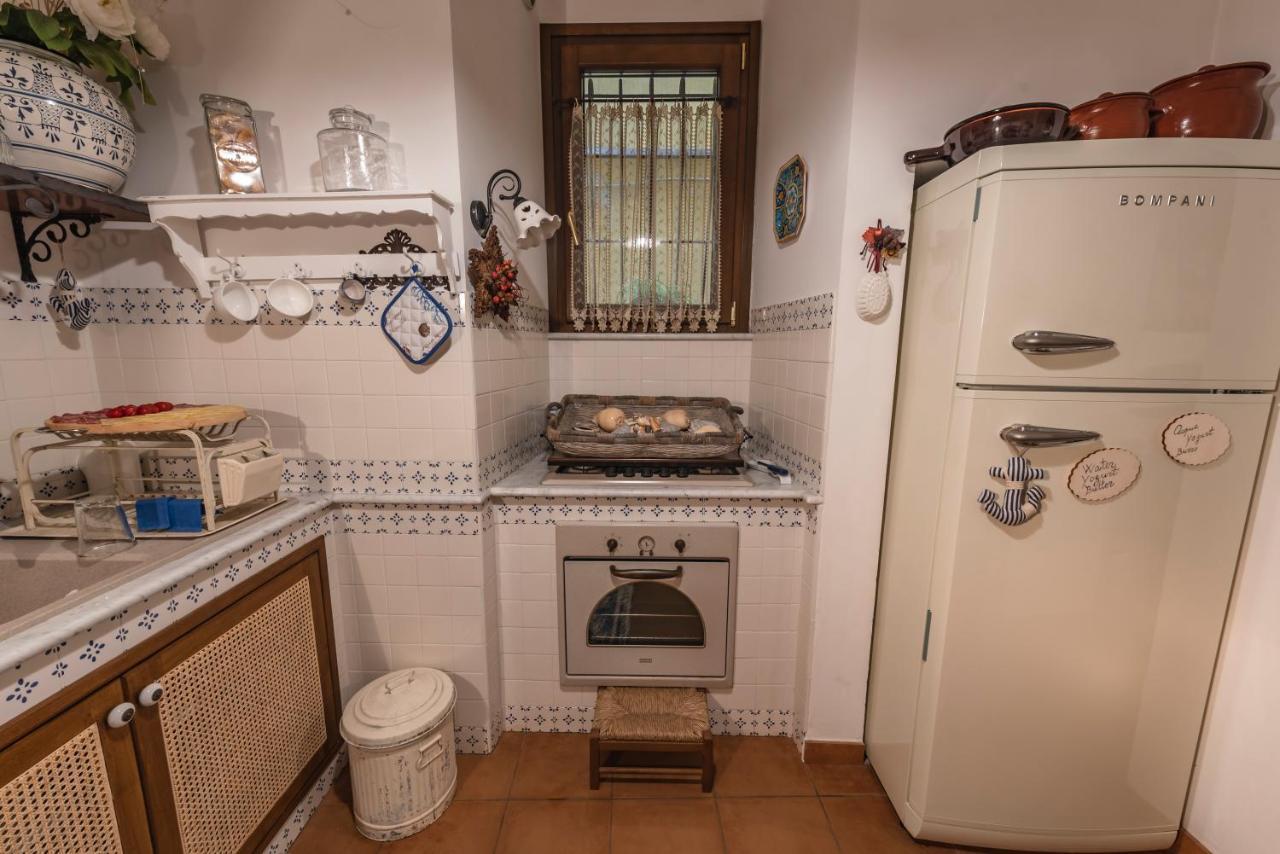 La Casa Degli Angeli Bed and Breakfast Salerno Exteriör bild