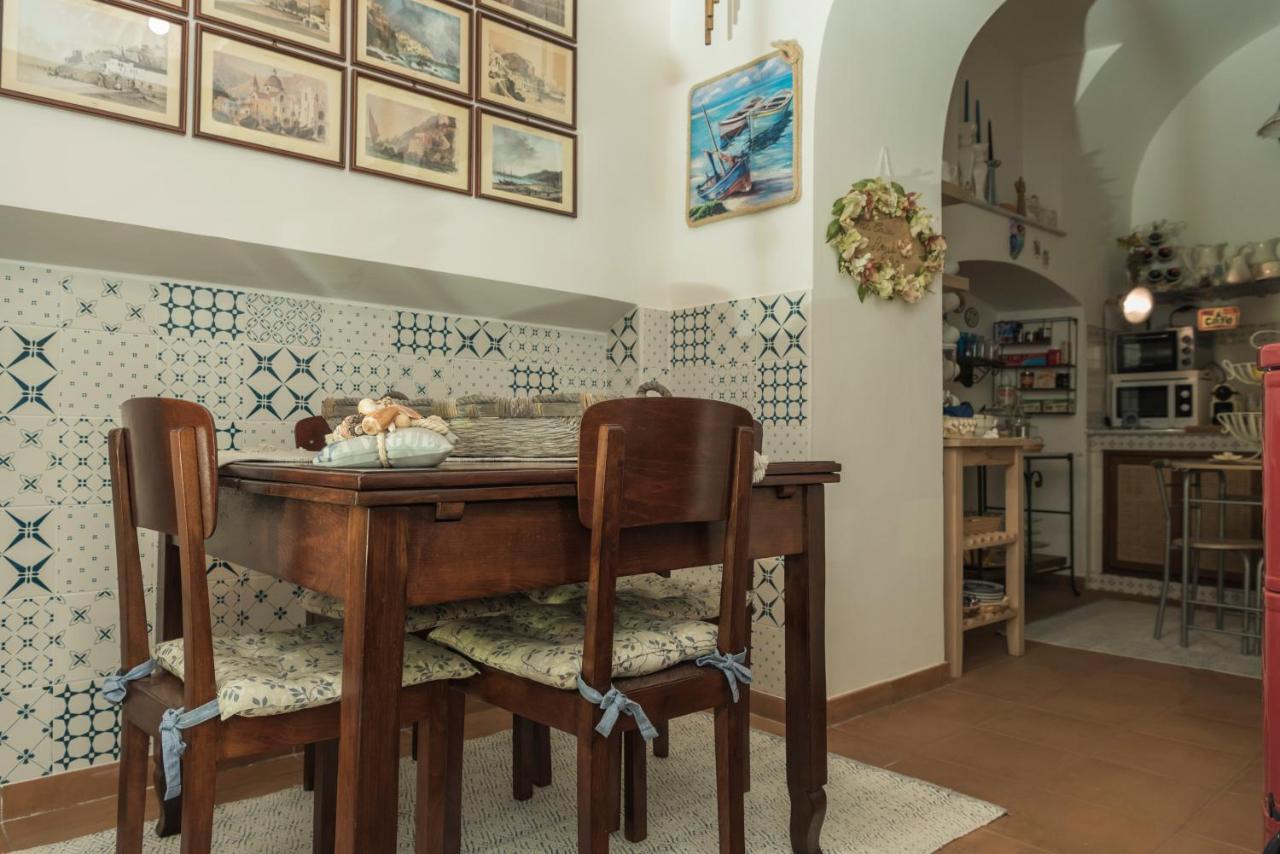 La Casa Degli Angeli Bed and Breakfast Salerno Exteriör bild