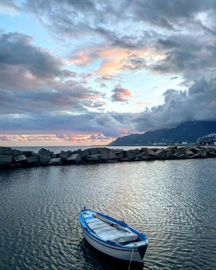 La Casa Degli Angeli Bed and Breakfast Salerno Exteriör bild